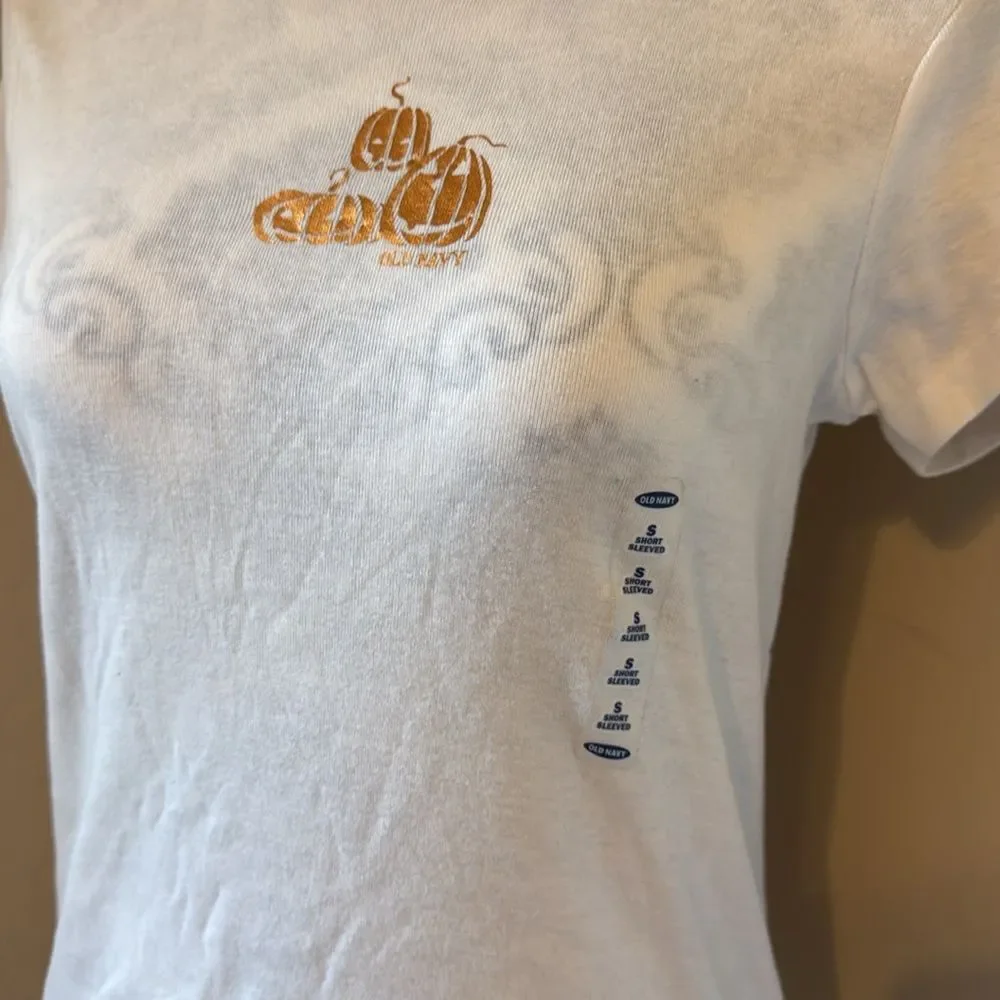 Old Navy Kids Tee with Orange pumpkin on White s
